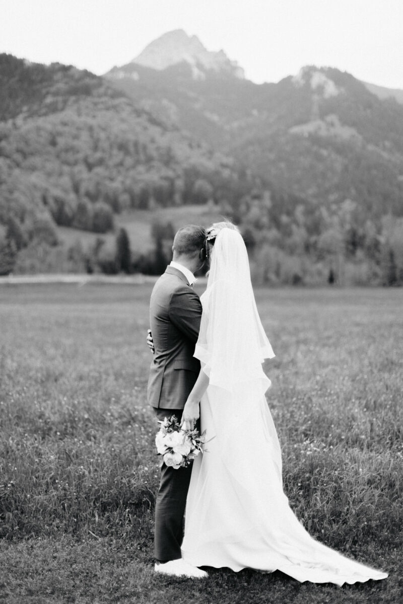Brautpaarshooting am Hasenöhrlhof mit Wendelstein