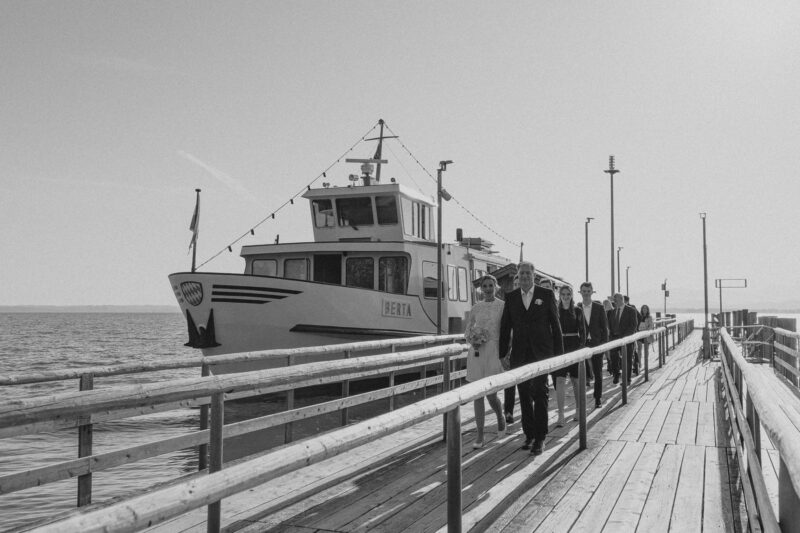 Hochzeitspaar auf der Fraueninsel