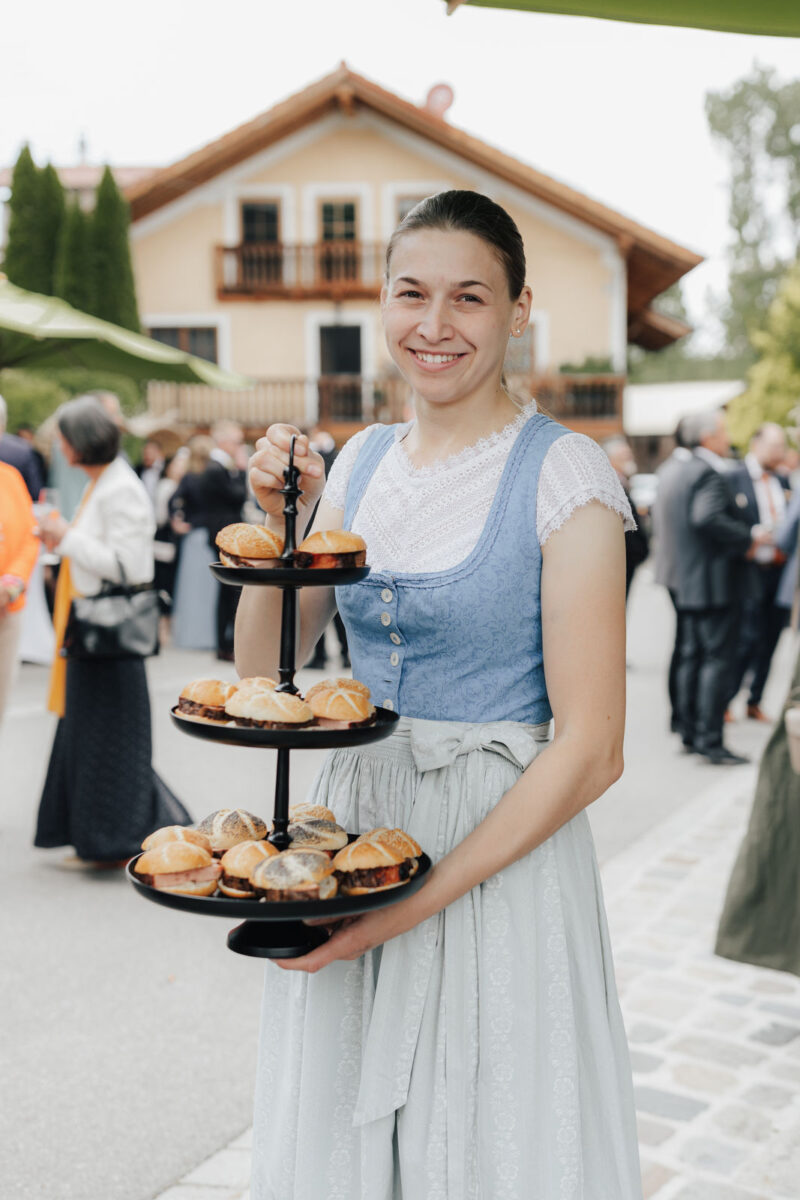 Service Flying Buffet in der Mühle in Holuham
