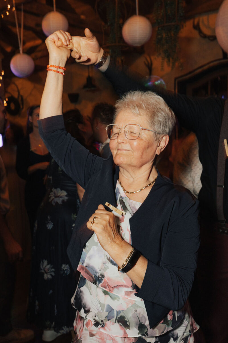 Gast tanz auf der Hochzeit in Holzham