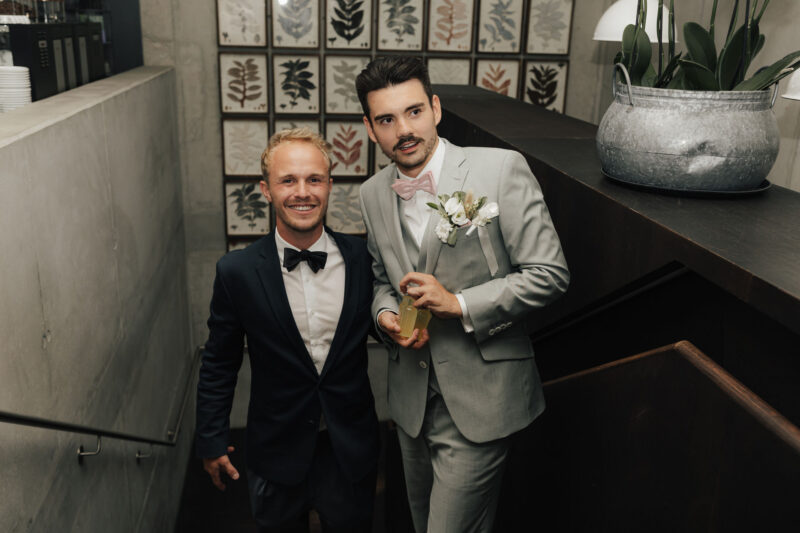 Hochzeitsgäste beim tanzen am Dinzler Irschenberg