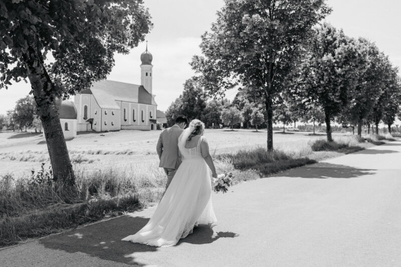 Brautpaarshooting in Wilparting bei der Hochzeit im Dinzler Irschenberg