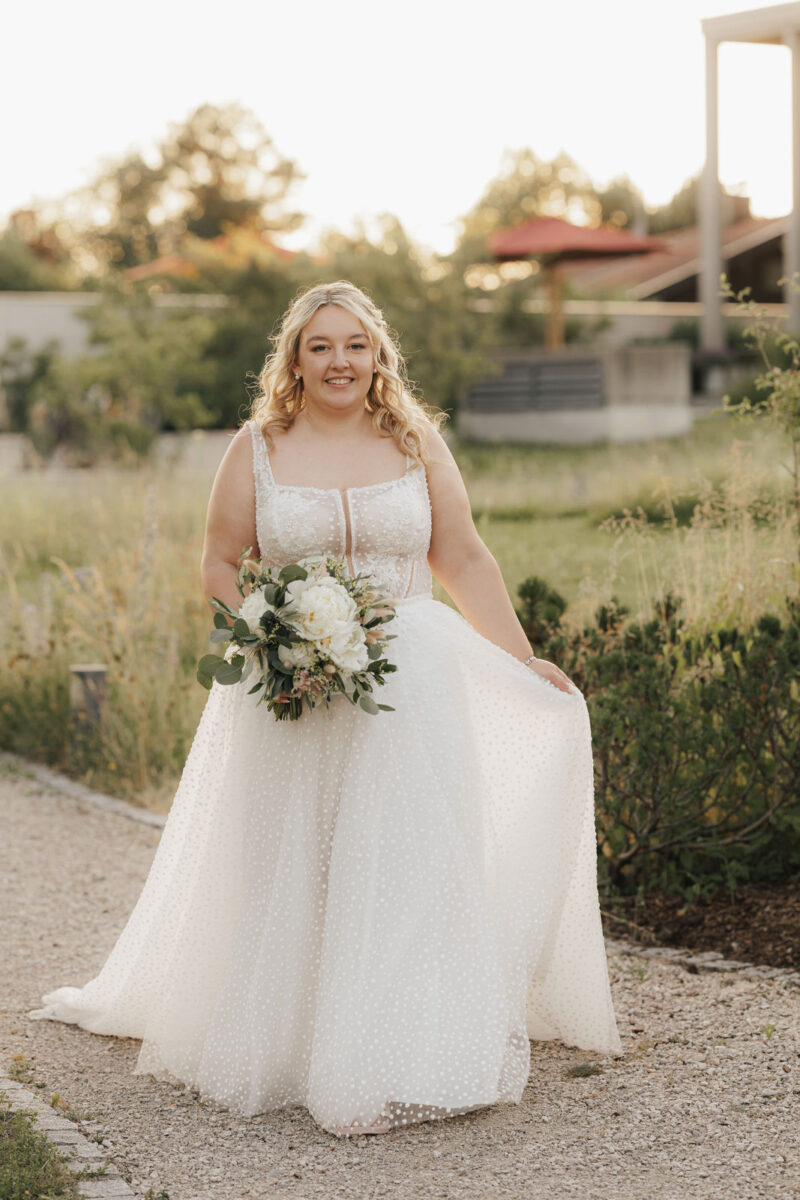 Sonnenuntergangs-Shooting - Braut an der Location Dinzler Irschenberg